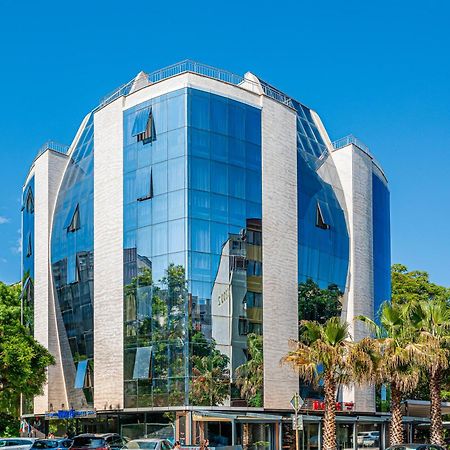 Hotel Noris Plovdiv Bagian luar foto