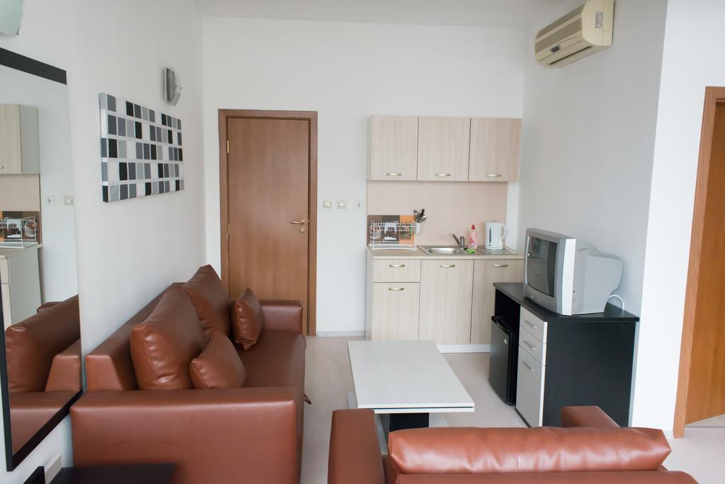 Hotel Noris Plovdiv Ruang foto