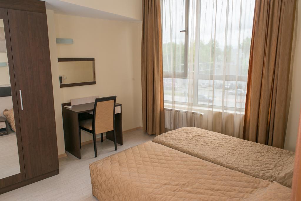 Hotel Noris Plovdiv Ruang foto